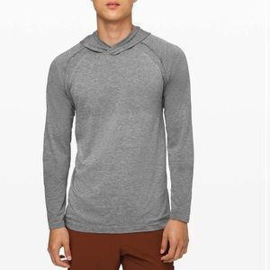 lululemon Men’s Metal Vent Tech Hoodie | Medium | Heathered Gray